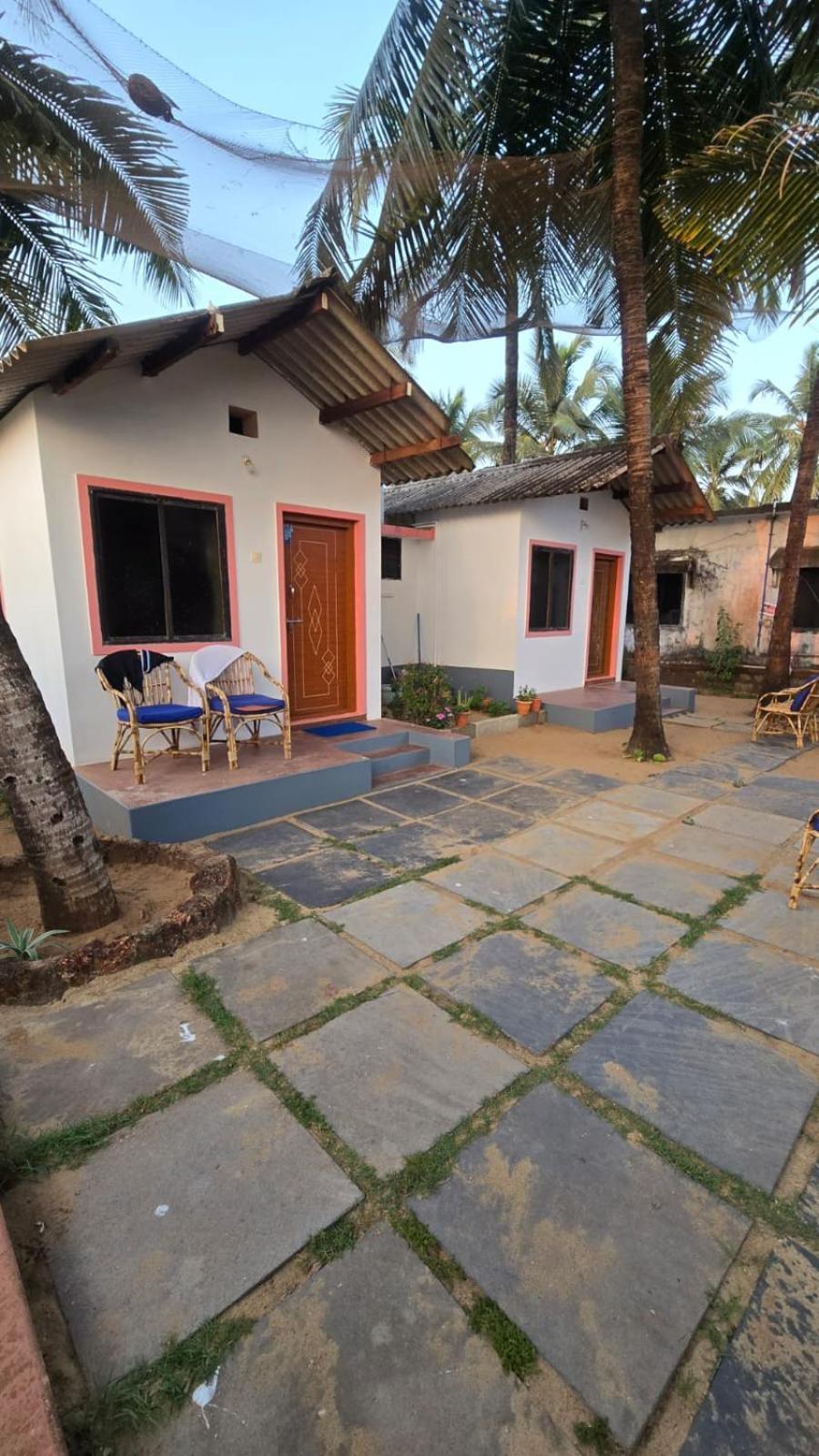 Prafulla Homestay 카워 외부 사진